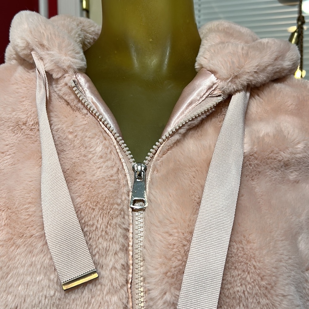 Neoliberal jacket - Picture 2 of 11